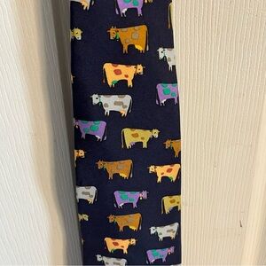 ALYNN COW TIE